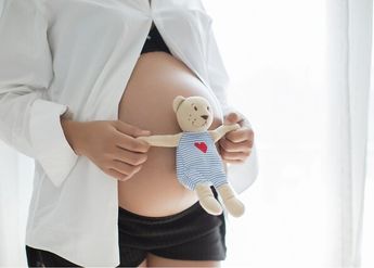 Embarazo adolescente disminuye registros en Hospital Materno Infantil de León | Archivo