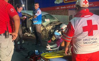 El conductor salió relativamente ileso tras el fuerte impacto. | Miranda Arias