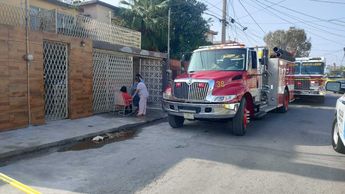 Madre e hija no sufrieron quemaduras, pero sí estuvieron expuestas al humo. | Agustín Martínez