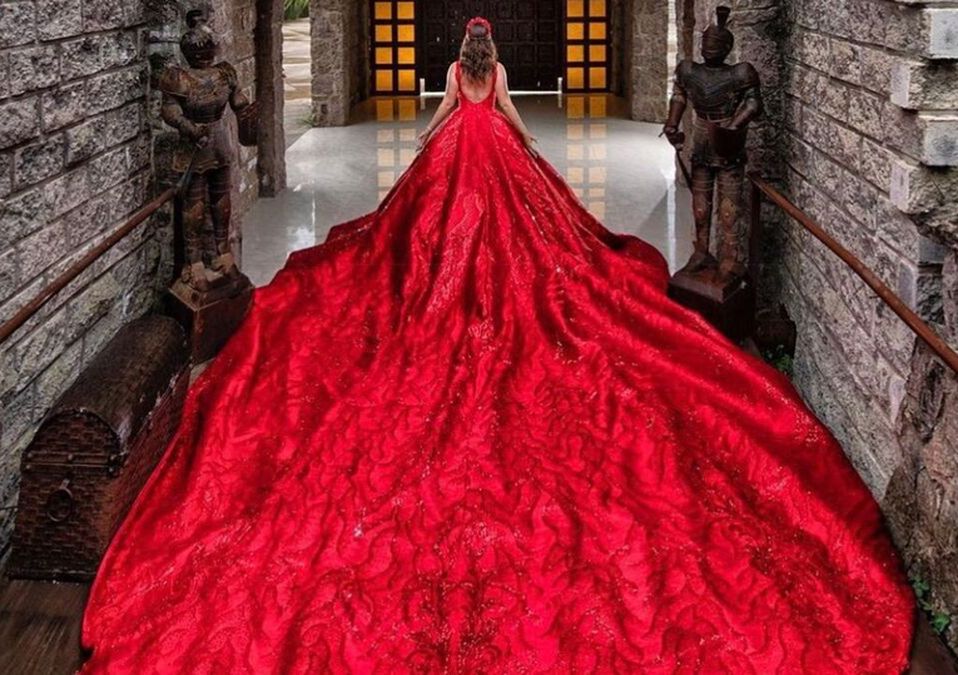 El espectacular vestido de Emily Cinnamon Álvarez | Instagram