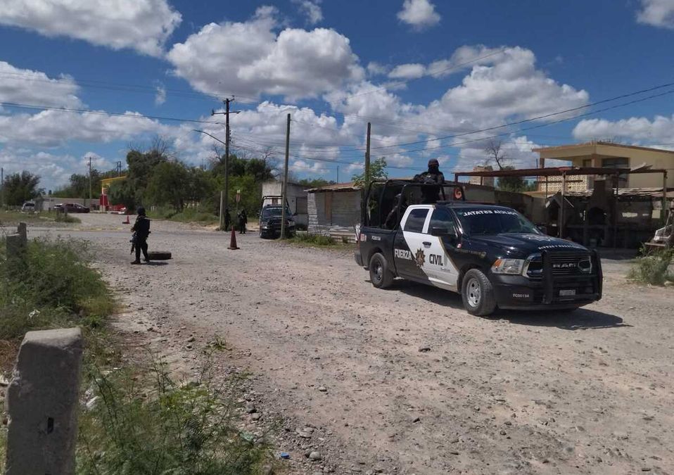 El convoy formaba parte de la campaña transfronteria en la carretera Colombia en Nuevo León. / Especial