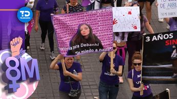 Recuerdan a Debanhi en la marcha | Luis Guerra