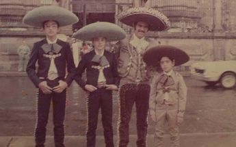 Los tres potrillos y Chente | Instagram