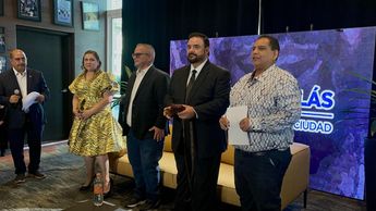 El tenor Mario Monge considera que tiene la escuela de Luciano Pavarotti. | Uriel Reyna