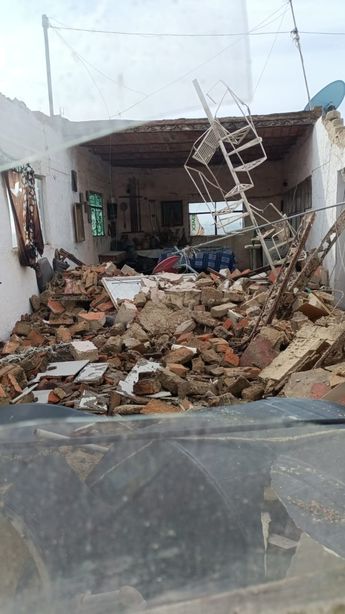 Protección Civil recomendó desalojar el inmueble. | Sebastián Cano
