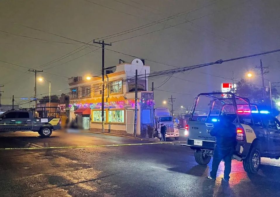 Asesinan a joven de 21 años afuera de su trabajo en Santa Catarina, NL