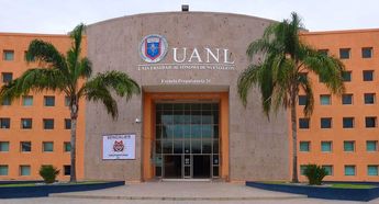 Fachada de la Preparatoria Número 25 en Escobedo, Nuevo León. | Cortesía