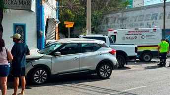 El accidente ocurrió en el cruce de las calles Arista y Aramberri. | Foto: Cortesía