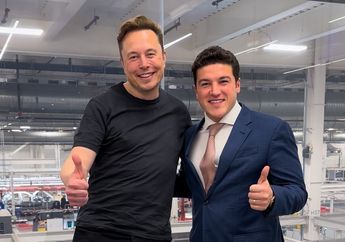 Elon Musk y Samuel García luego del anuncio de la Gigafactory de Tesla en Nuevo León. | Cortesía