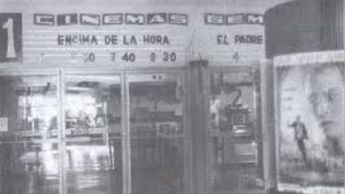 Cinépolis, cuando fue creado, comenzó a operar bajo el nombre de Multicinema / Yo Amo Morelia.