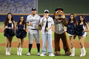 El cantante colombiano Kevin Roldán disfrutó el encuentro de béisbol desde un palco del Walmart Park tras lanzar la primera bola. | Roberto Alanís