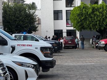 Familiares acudieron para identificar a la víctima del accidente. | Usi Toledo
