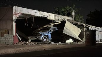 La camioneta accidentada fue una tipo Dodge RAM. | Ángel Mercado