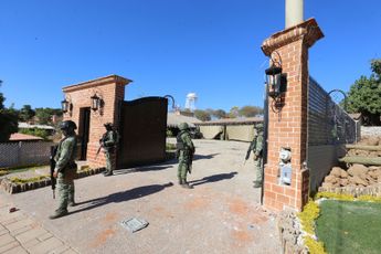 Elementos militares en el domicilio de Ovidio Guzmán durante su detención en el poblado de Jesús María, municipio de Culiacán, Sinaloa. | Archivo