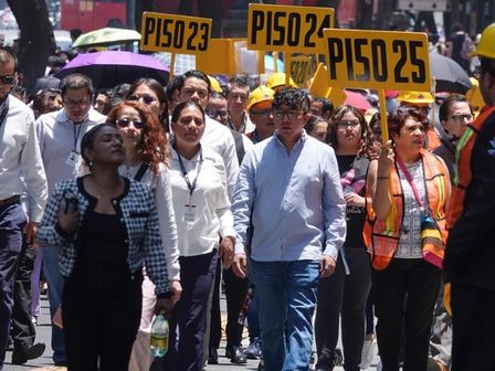 Debido a que es un territorio sísmico, México realiza simulacros de temblores | Cuartoscuro