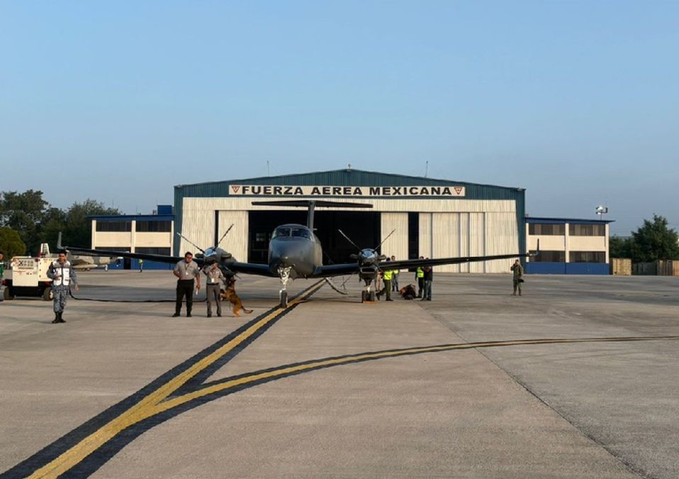 La primera fase del ejercicio, consistió en un vuelo de simulación desde la base aérea militar número 14 al aeropuerto de Ellington. | Pedro Delgado