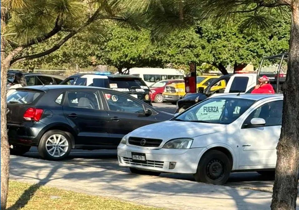 Reportan agresión con arma blanca a estudiante del CIDEB de la UANL
