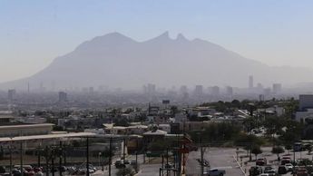 Estas son las enfermedades en los ojos que pueden generarse por la contaminación