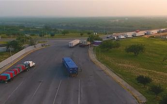 Modifican proyectos en carreteras La Gloria-Colombia e Interserrana / Roberto Alanís