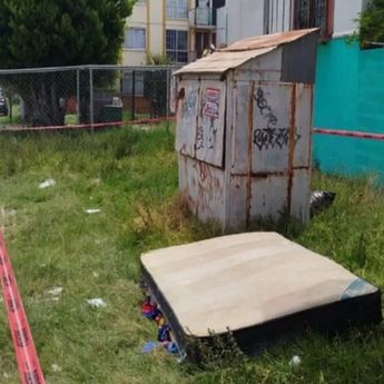 Colchón tirado en una calle de Misiones de San Francisco donde fue hallado el cuerpo de Betsaida / Especial