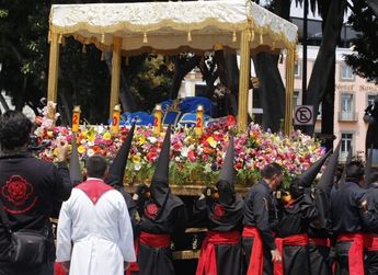 El Señor de las Maravillas en la Procesión del Viernes Santo / Andrés Lobato