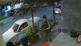 Roban dos bicicletas en casa de Salinas Victoria