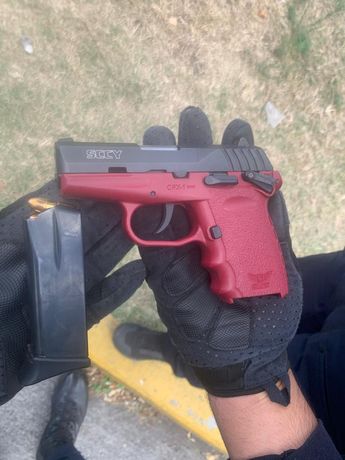 El conductor del Ferrari portaba una pistola calibre 9 milímetros. | Elizabeth Guzmán