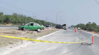 El accidente vial fue protagonizado por un taxi y una camioneta. | Agustín Martínez