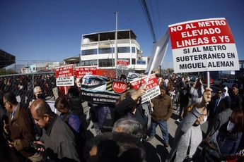 Continúan las protestas contra la construcción de las nuevas líneas del Metro. | Jorge López