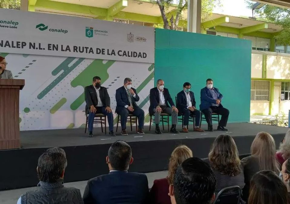 Conalep Nuevo León recibe reconocimiento a nivel nacional