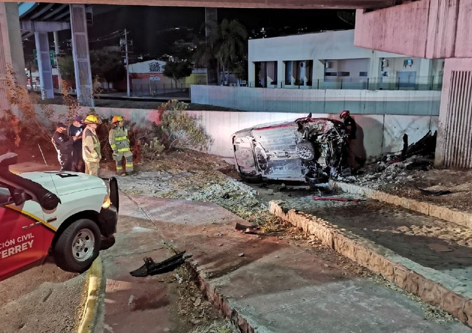 Accidente en avenida Garza Sada en Monterrey. / Especial