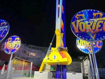 El juego consiste en un péndulo giratorio que avanza a gran velocidad suspendido en el aire / Especial