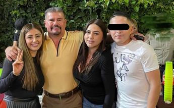 Nancy Gómez, presidenta municipal de Chicoloapan, y su hermano / Osvaldo Müller