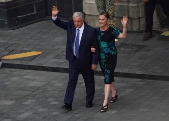Beatriz Gutiérrez Müller y AMLO en Palacio Nacional / Cuartoscuro