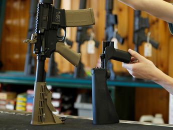 La mayoría de las armas que se trafican a México son cortas