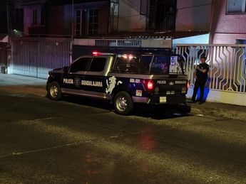 Policías de Guadalajara patrullaron la zona en busca de los agresores. | Javier León