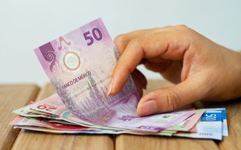 Billetes mexicanos / Freepik