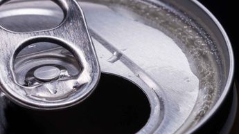 ADN obtenido de una lata de refresco ayuda a identificar presunto asesino de hace 40 años