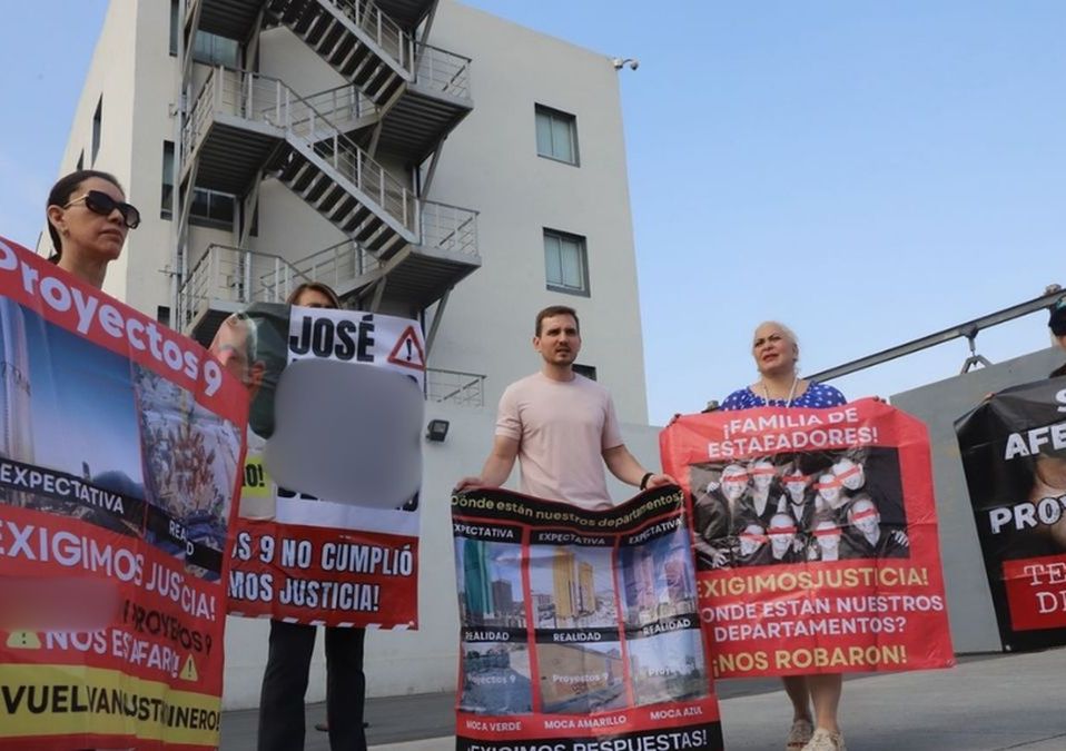 Afectados por Proyectos 9 protestan.| Roberto Alanis
