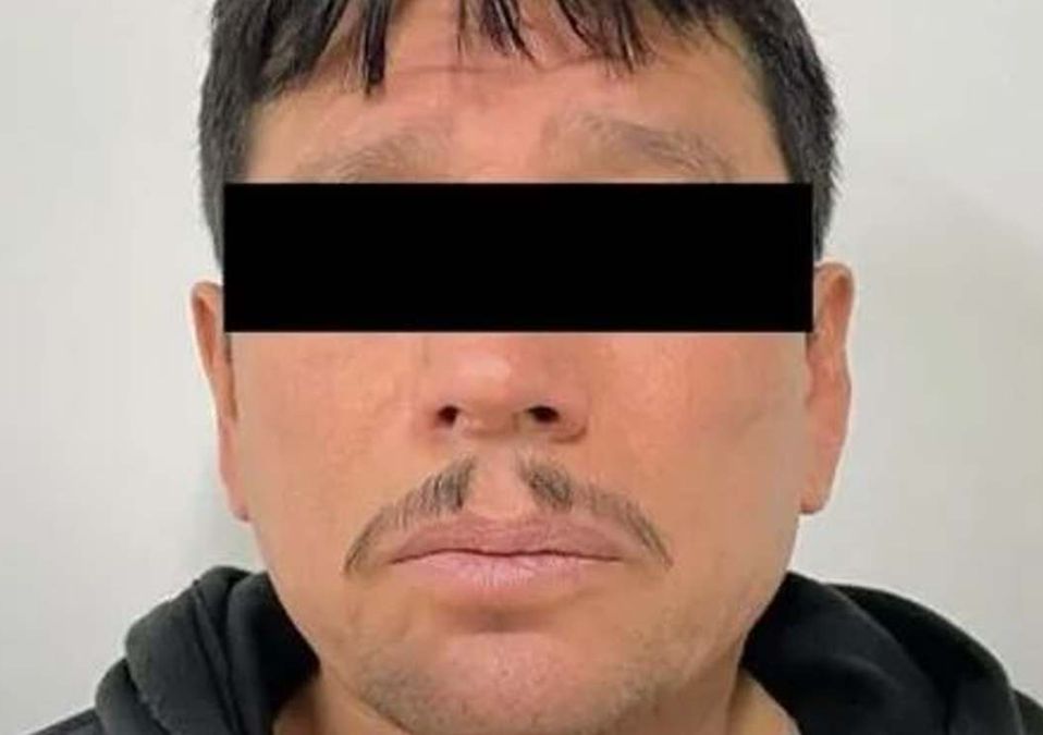 El investigado fue capturado momentos después de los hechos por policías municipales. | Cortesía