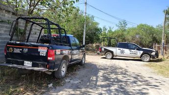 Los policías de Juárez se movilizaron en el Antiguo Camino a Villa de Juárez. | Agustín Martínez