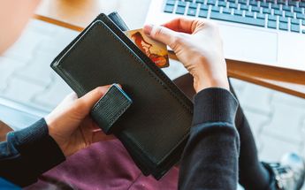 Amazon aceptará pagos con tarjetas de crédito /Pixabay