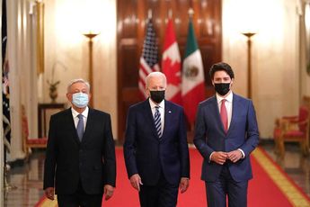 López Obrador (izq.), Joe Biden y Justin Trudeau (derecha). | Archivo