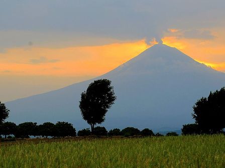 El semáforo de alerta volcánica del Popocatépetl está en Amarillo Fase 2 HOY 27 de abril 2025 / Andrés Lobato