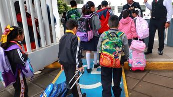 Más de 3 millones de alumnos regresan a clases en Ciudad de México; hay saldo blanco