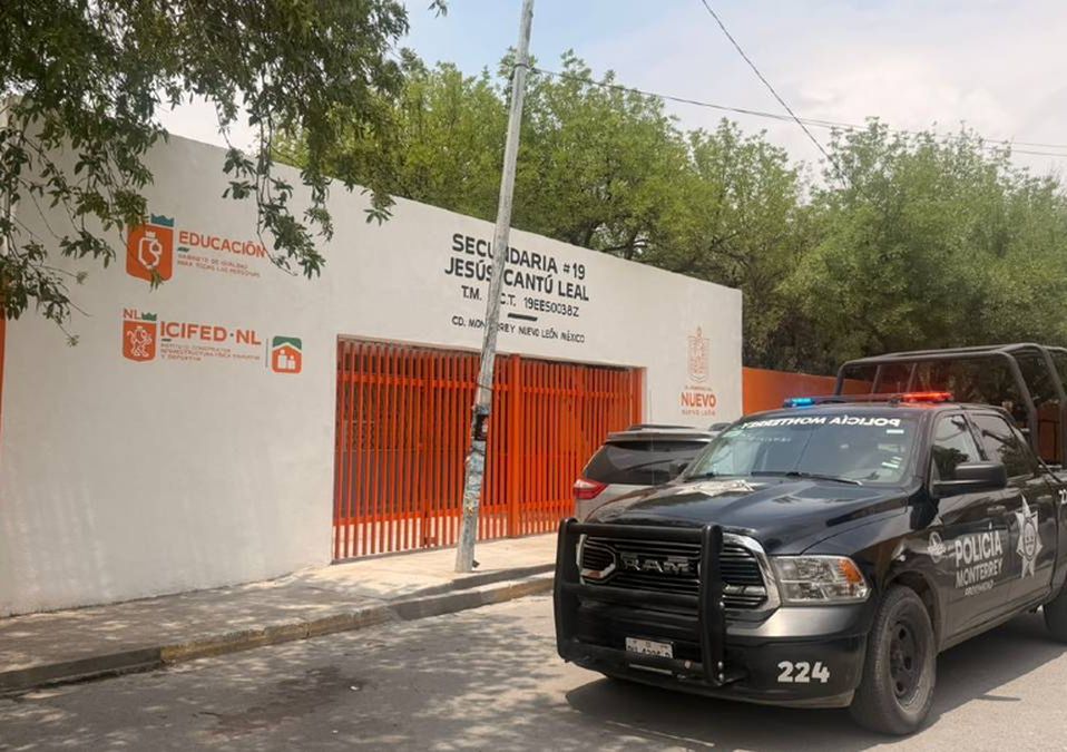 Personal docente y directivo solicitó el apoyo de las autoridades como parte del protocolo de seguridad | Israel Santacruz