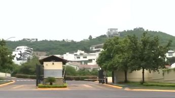 Catean casas en Monterrey y Guadalupe, Nuevo León; aseguran armas y drogas