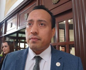 El diputado Ángel Mahatma Sánchez Guajardo llamó a verificar escrituras antes de entregar dinero por un terreno. | Maru Alvarado