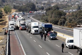Bloqueo en autopista México - Puebla | Agencia Enfoque