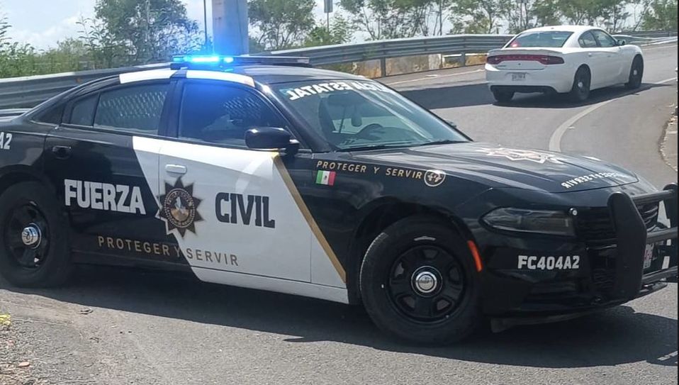 Restos humanos aparentemente de una mujer fueron encontrados sobre la Carretera a Reynosa. | Fabricio Gallegos